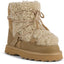 Blurred Teddy sand